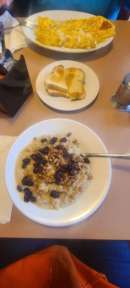 Cheese Omelet with Hash Browns and Toast